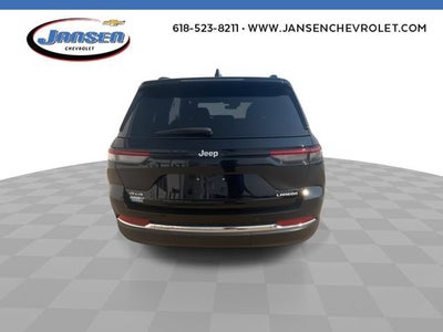 2025 Jeep Grand Cherokee Laredo 4x4