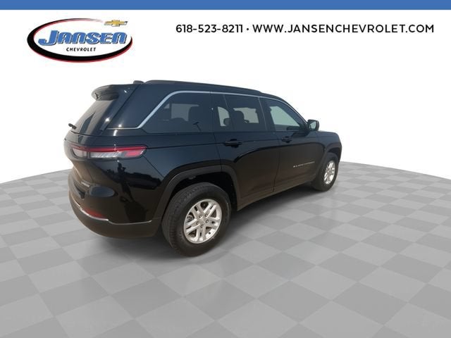 2025 Jeep Grand Cherokee Laredo 4x4