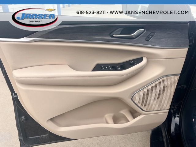 2022 Jeep Grand Cherokee L Limited 4x4