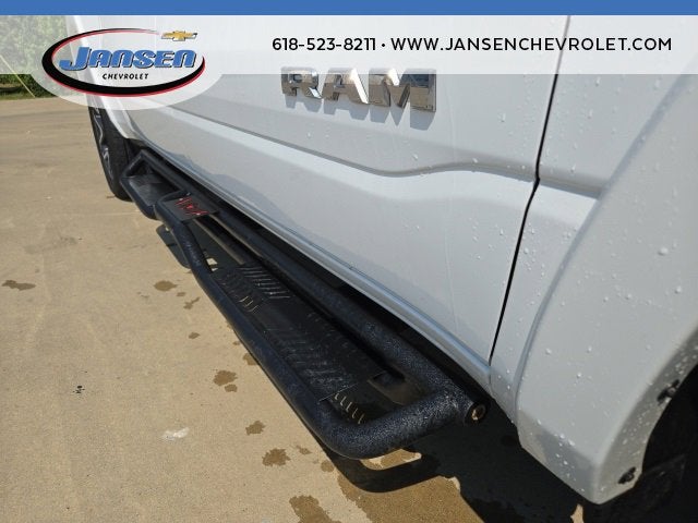 2025 RAM 1500 Laramie Crew Cab 4x4 5'7" Box