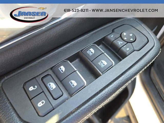 2025 RAM 1500 Laramie Crew Cab 4x4 5'7" Box