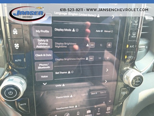 2025 RAM 1500 Laramie Crew Cab 4x4 5'7" Box