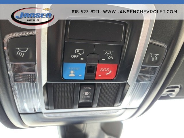 2025 RAM 1500 Laramie Crew Cab 4x4 5'7" Box