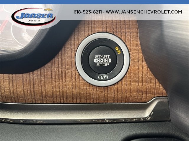 2020 RAM 1500 Laramie Longhorn Crew Cab 4x4 5'7" Box