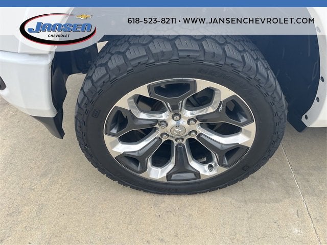 2020 RAM 1500 Laramie Longhorn Crew Cab 4x4 5'7" Box