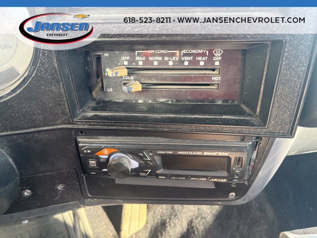 1984 Chevrolet Pickup BASE