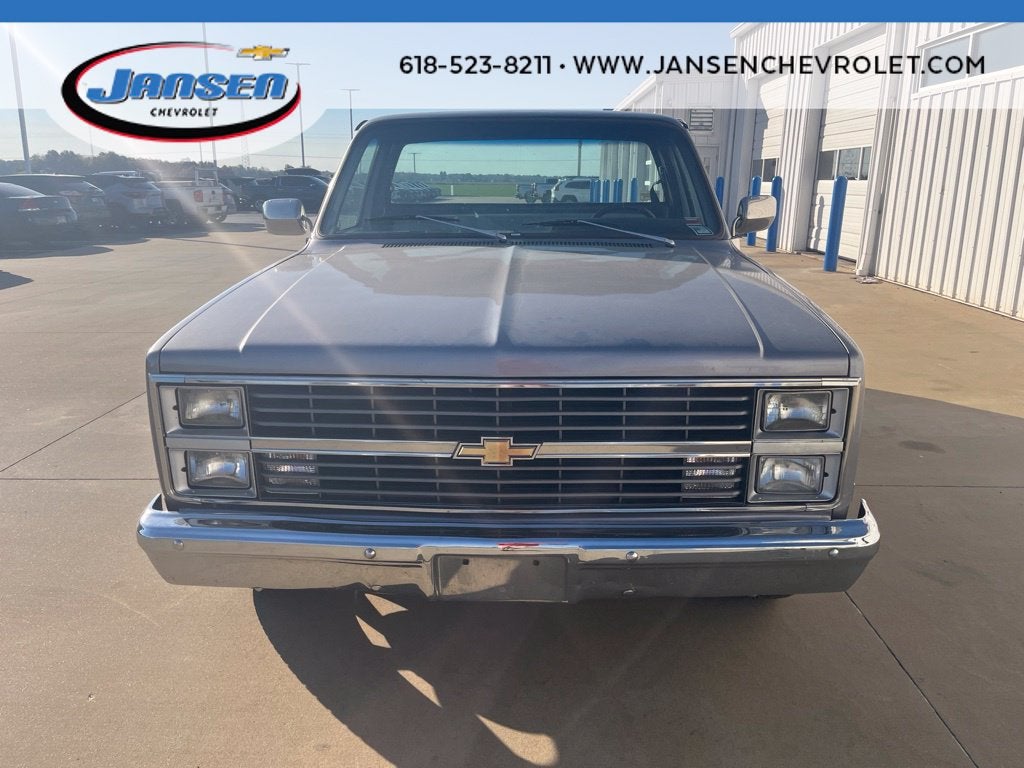 1984 Chevrolet Pickup BASE