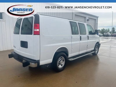 2025 Chevrolet Express Cargo WT