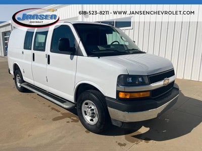 2025 Chevrolet Express Cargo WT