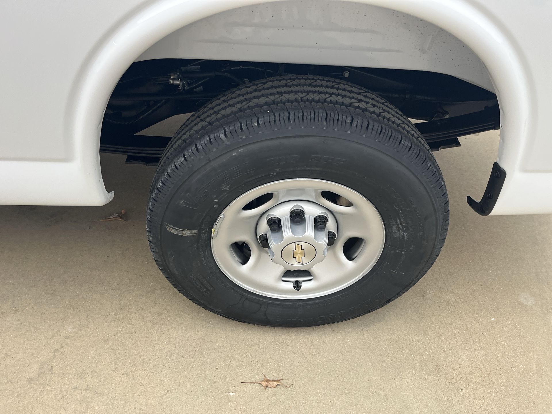 2025 Chevrolet Express Cargo 2500 WT