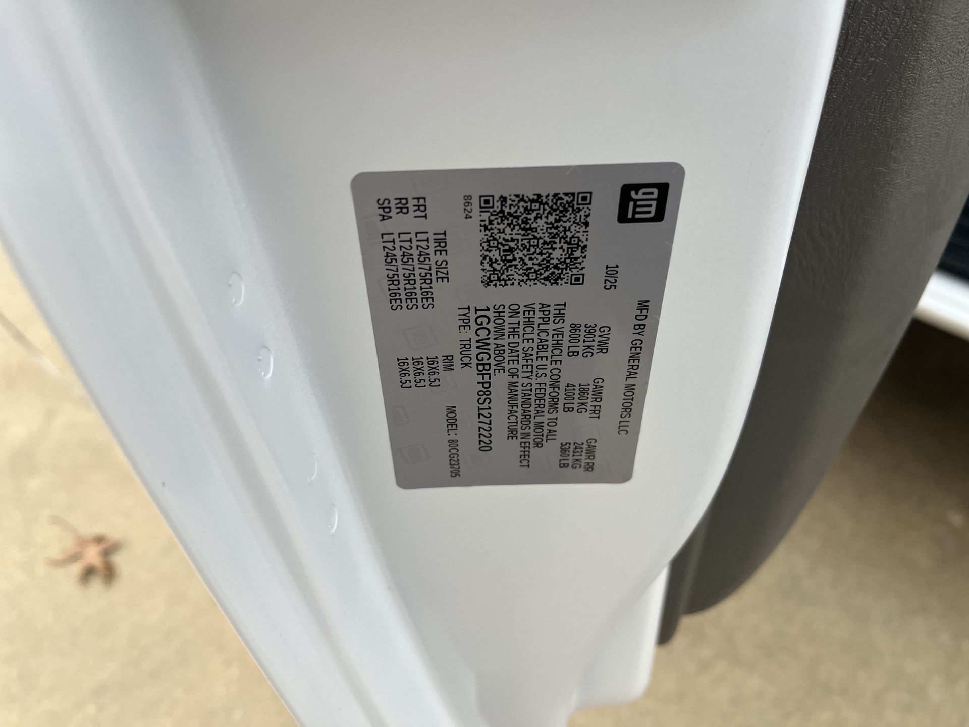 2025 Chevrolet Express Cargo 2500 WT