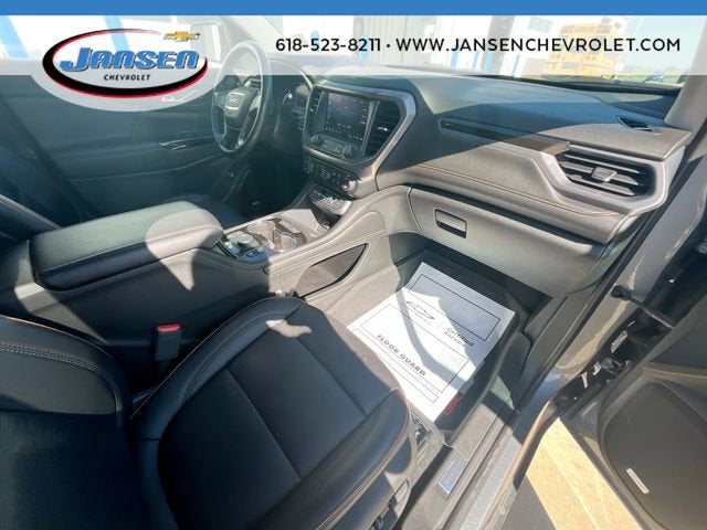 2021 GMC Acadia AT4