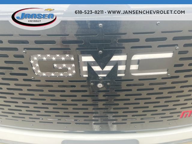 2022 GMC Yukon XL AT4