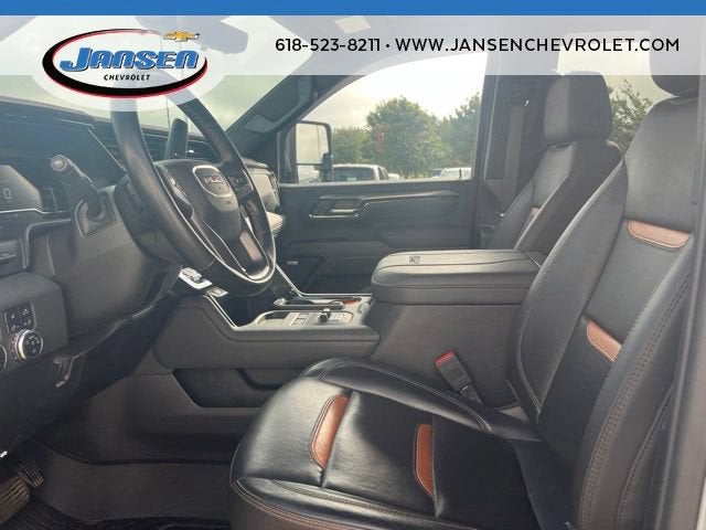 2025 GMC Sierra 2500 HD AT4