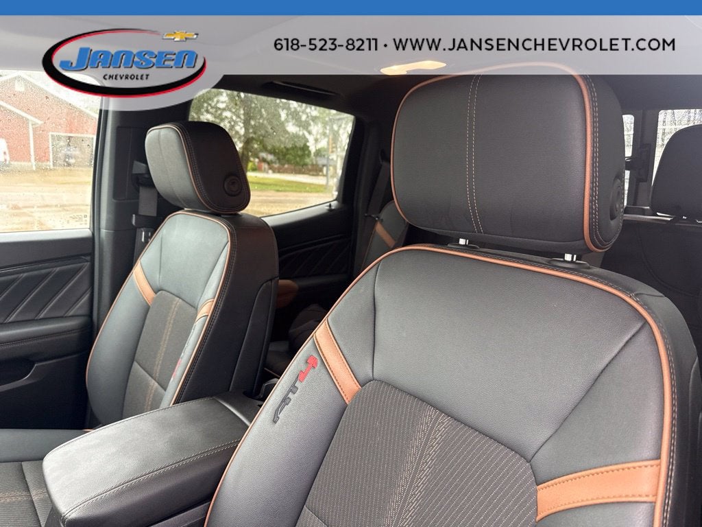 2024 GMC Canyon AT4