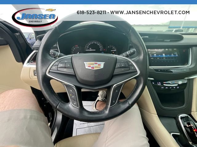 2018 Cadillac XT5 Luxury FWD