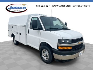 2026 Chevrolet Express Cutaway 3500 1WT