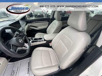 2024 Nissan Altima SL FWD