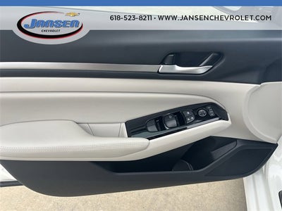 2024 Nissan Altima SL FWD