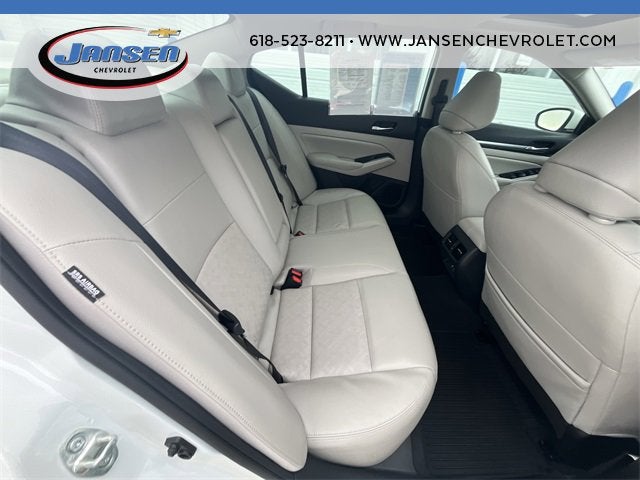 2024 Nissan Altima SL FWD