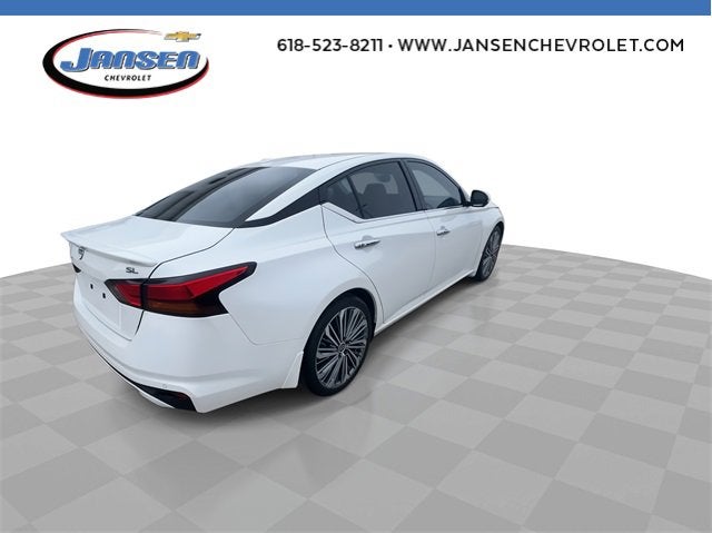 2024 Nissan Altima SL FWD