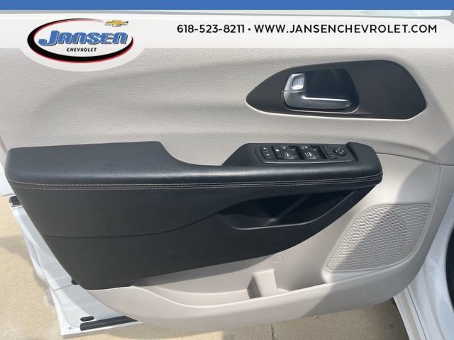 2019 Chrysler Pacifica Touring L