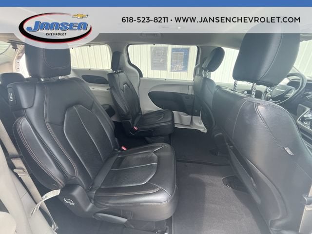 2019 Chrysler Pacifica Touring L