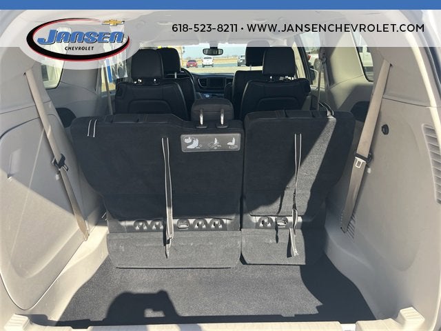 2019 Chrysler Pacifica Touring L