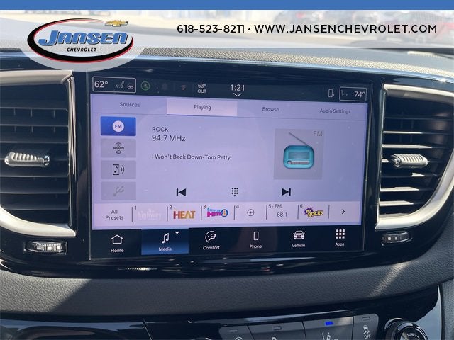 2025 Chrysler Pacifica Select