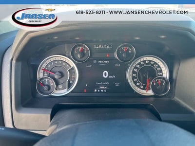 2018 RAM 1500 Big Horn Crew Cab 4x4 5'7" Box