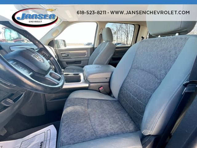 2018 RAM 1500 Big Horn Crew Cab 4x4 5'7" Box