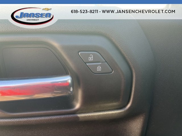 2022 Chevrolet Silverado 1500 Custom Trail Boss