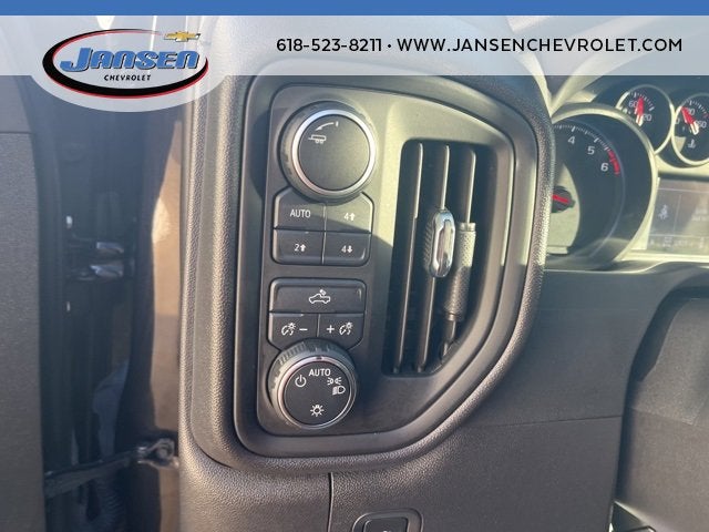 2022 Chevrolet Silverado 1500 Custom Trail Boss