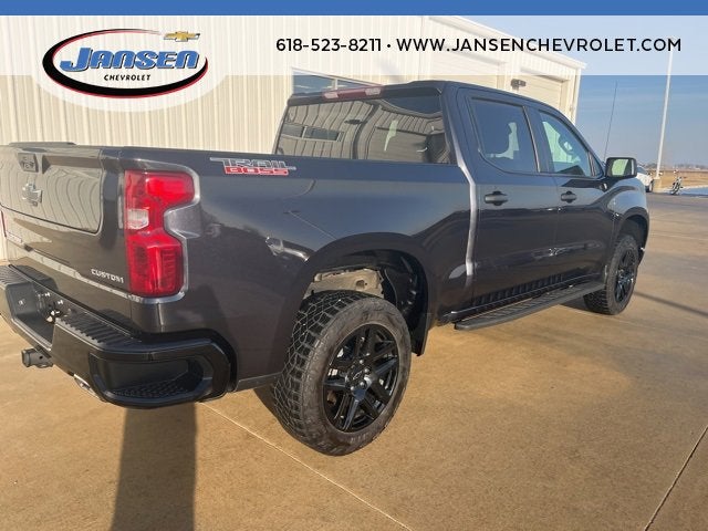 2022 Chevrolet Silverado 1500 Custom Trail Boss