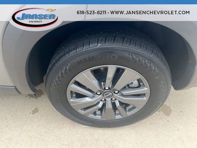 2024 Nissan Pathfinder SV